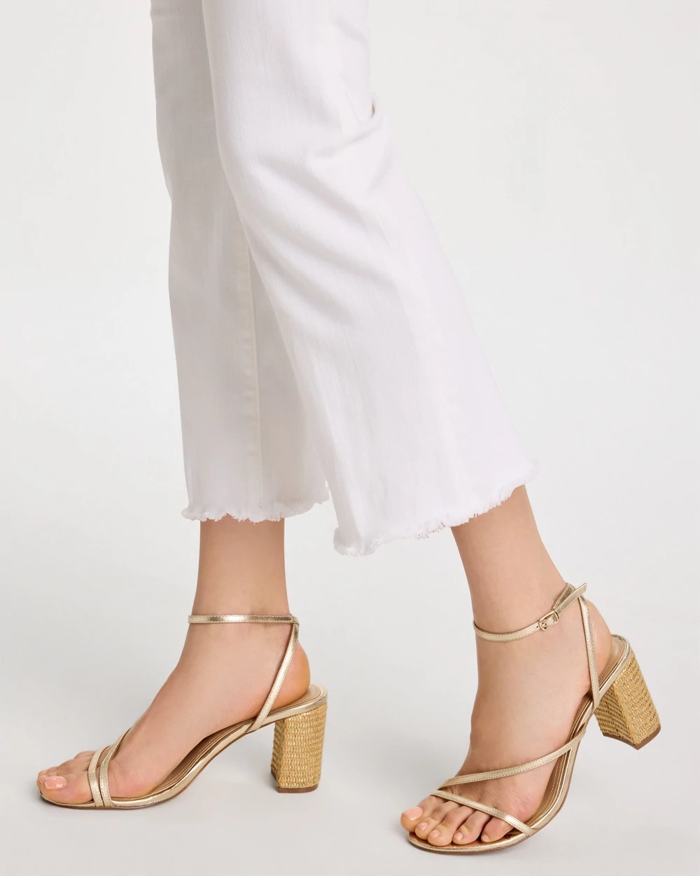 Chico's | Petite No Stain Girlfriend Fray Hem Kick Flares/ Alabaster