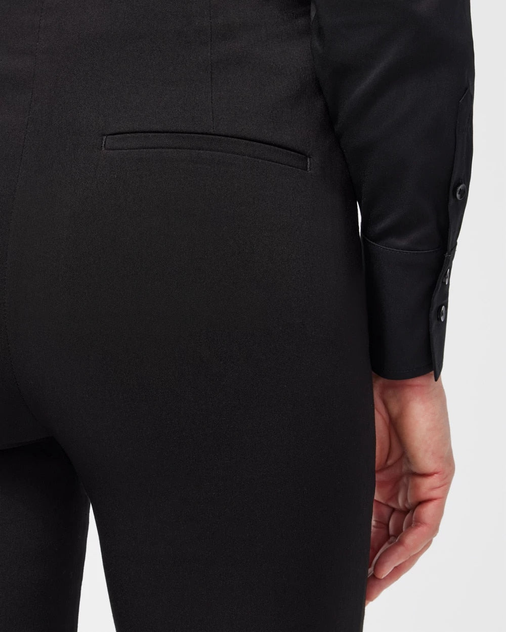 Chico's | Juliet Kick Flare Pants/ Black