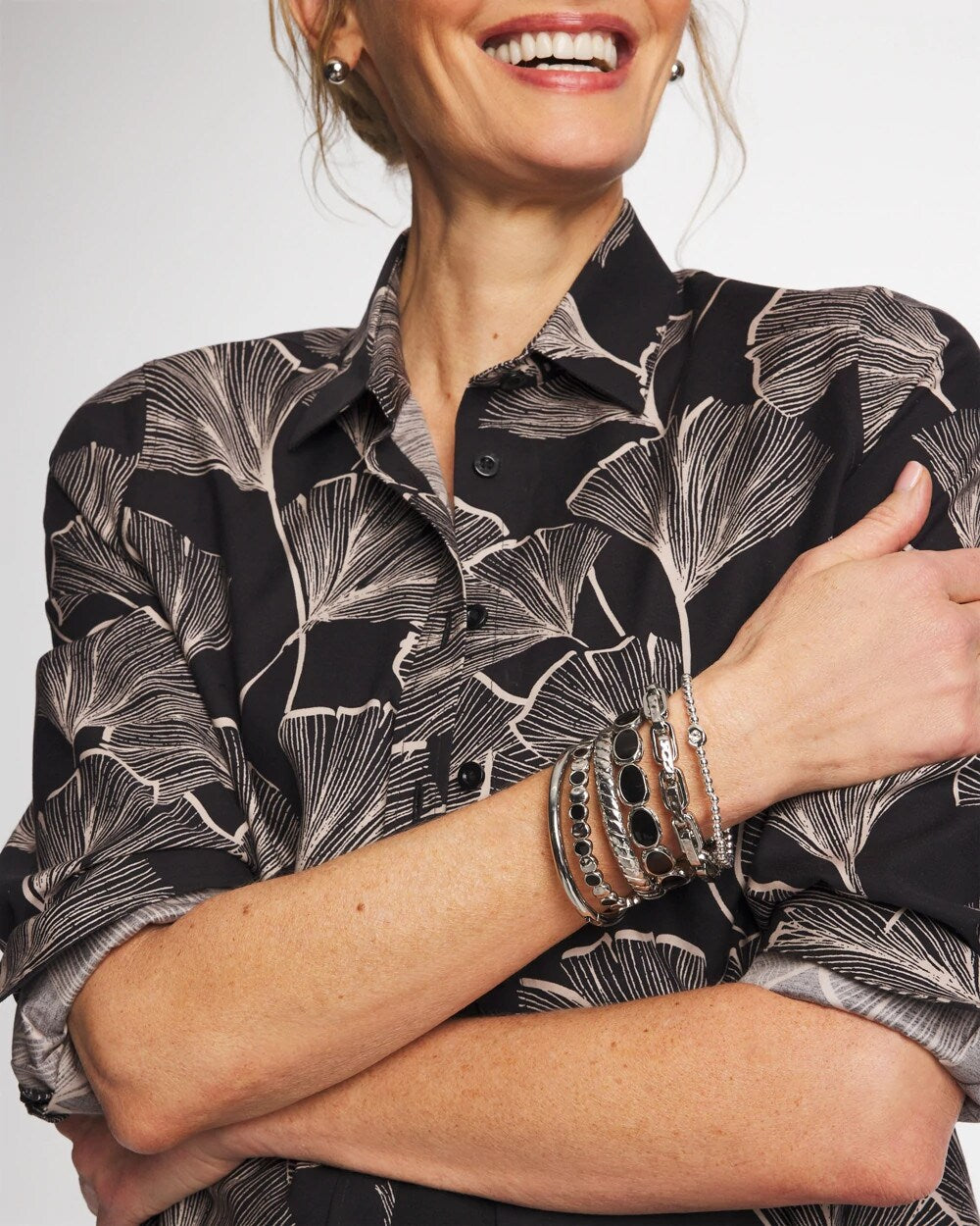 Chico's | Black Mini Circle Stretch Bracelet/ Black
