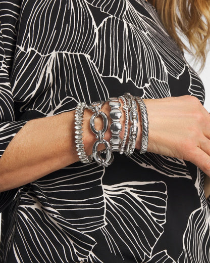 Chico's | Silver Textured Circle Stretch Bracelet/ Silver