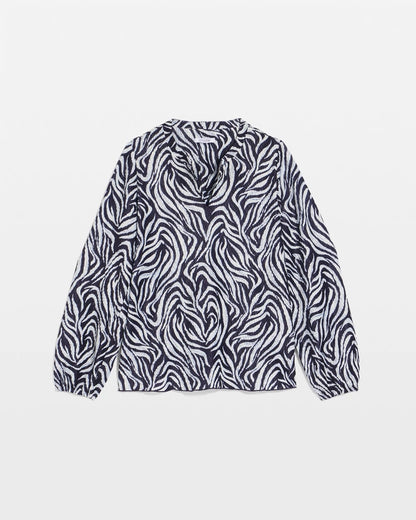 Chico's | Zebra Waves Crinkle Top/ Passport Blue